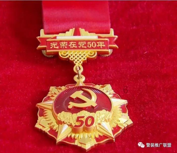 小孔雀逃脱